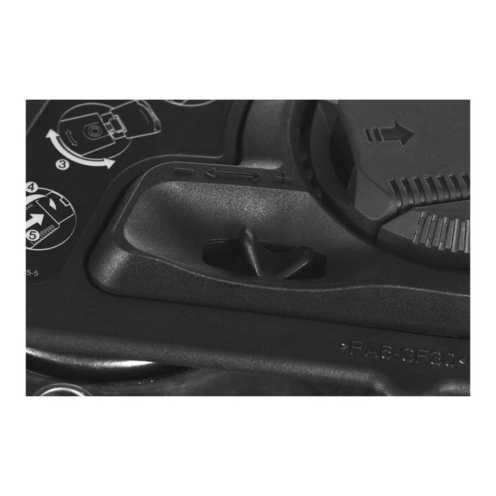 V5H9DFB415A8823059B5405A1D11820ADC6R5614487P8