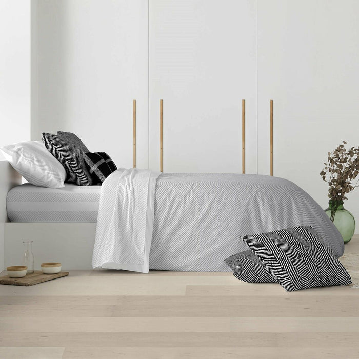 V3H302A69EEE5DC5494147A493892114AD4R5589493P4