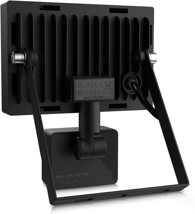 10W LED Strahler mit Bewegungsmelder 850LM 6500K Superhell Außenstrahler LED Fluter IP66 Wasserdicht Flutlichtstrahler Aluminium Scheinwerfer Licht
