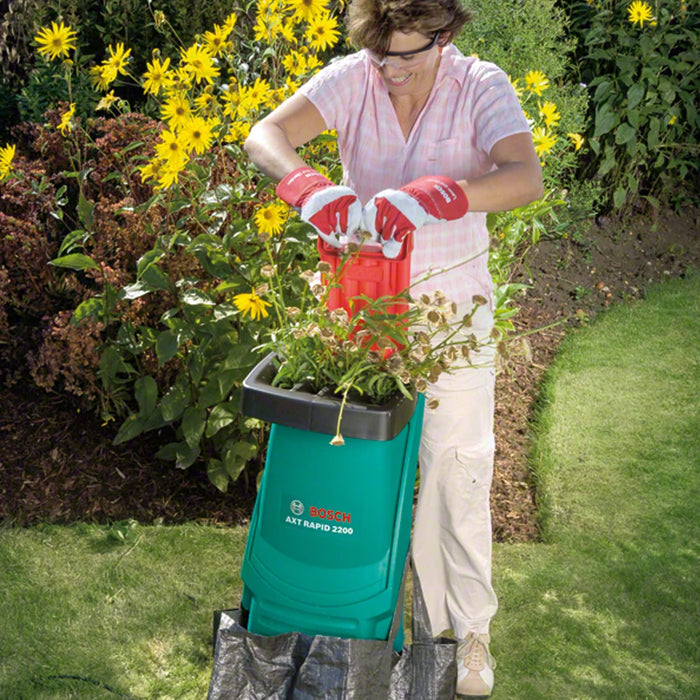 Bosch Häcksler (2200 Watt, Materialdurchsatz 90 kg/h, max. Schneidekapazität-Ø 40 mm, im Karton)