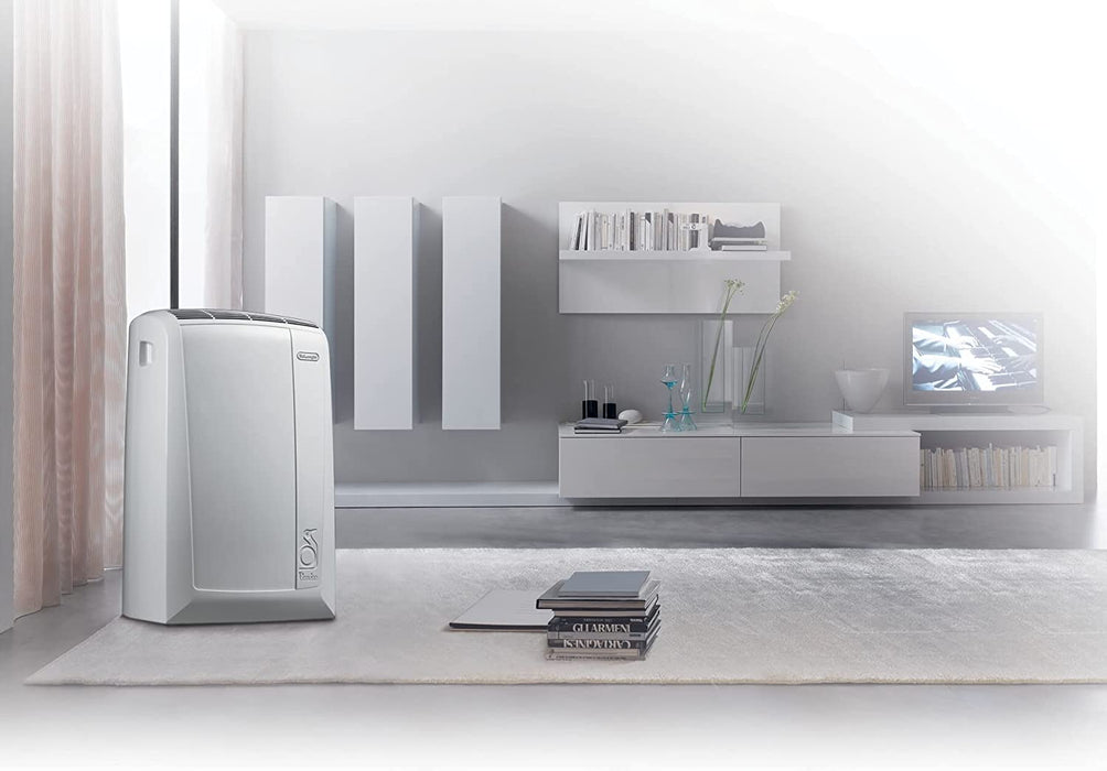 De'Longhi Pinguino PAC N82, Mobile Klimaanlage für Räume bis zu 80 m³, 9.400 BTU/h, 2,4 kW, 63 dB, Entfeuchtungsfunktion, Energieeffizienzklasse A, 12h-Timer, Weiß