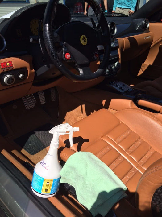 2 Stück Innotec Easy Clean Reinigungsmittel - Flüssiger Universalreiniger - entfernt Nikotin, Fett, Schmutz, Streusalz, Silikon, Ruß, Schmutz, Nikotin