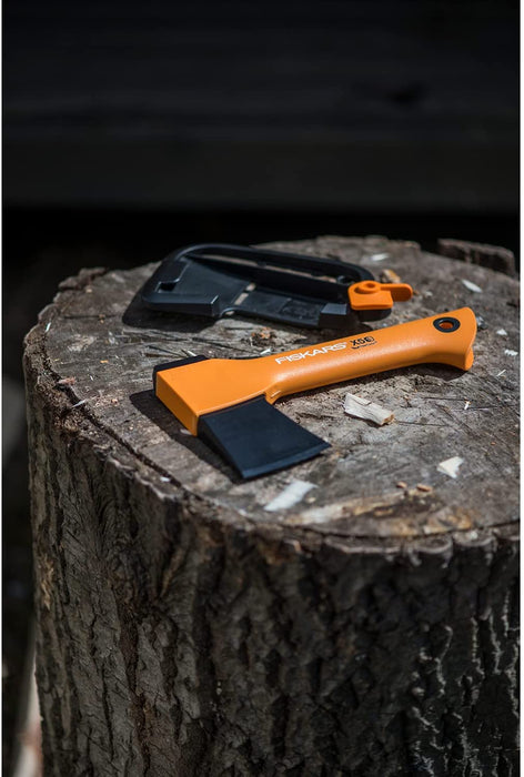 Freizeitbeil, Inklusive Klingen- und Transportschutz, Länge 23 cm, Antihaftbeschichtet, Hochwertige Stahl-Klinge/Glasfaserverstärkter Kunststoff-Stiel