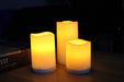 Flammenlose Kunststoff-Stumpenkerzen für Außen- und Innenbereich, LED-Kerzen mit Fernbedienung und Timer, 3 Kerzen, verwendet durch 3 AAA-Batterien