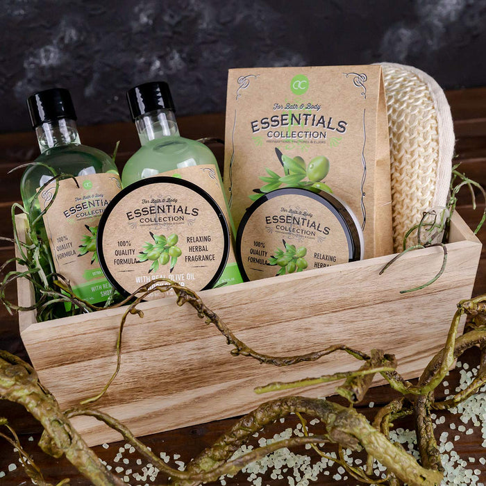 Geschenkset OLIVE im Holzkorb Bade-, SPA und Dusch Set Olive Duft – 6-teiliges Geschenk set in dekorativem Korb aus Holz,