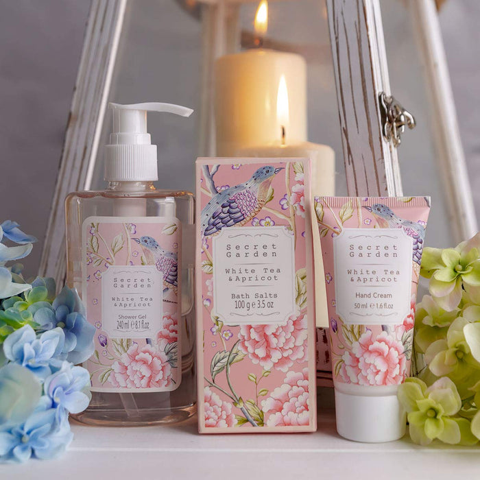 Geschenkset Secret Garden Bade Und Dusch Set Mit White Tea & Apricot Duft - 11-Teiliges Geschenk-Set