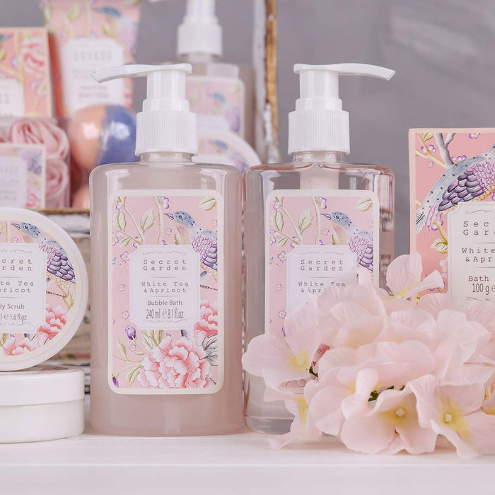Geschenkset Secret Garden Bade Und Dusch Set Mit White Tea & Apricot Duft - 8-Teiliges Geschenk-Set