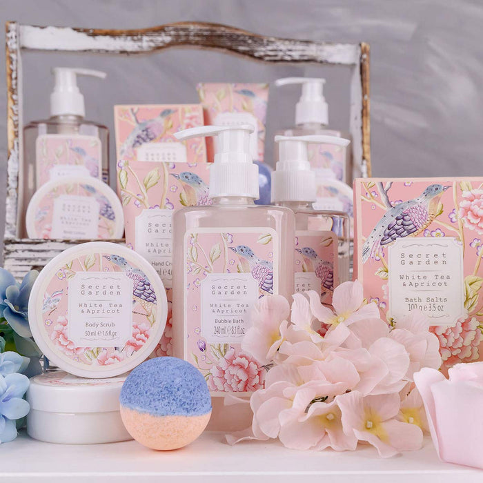 Geschenkset Secret Garden Bade Und Dusch Set Mit White Tea & Apricot Duft - 8-Teiliges Geschenk-Set