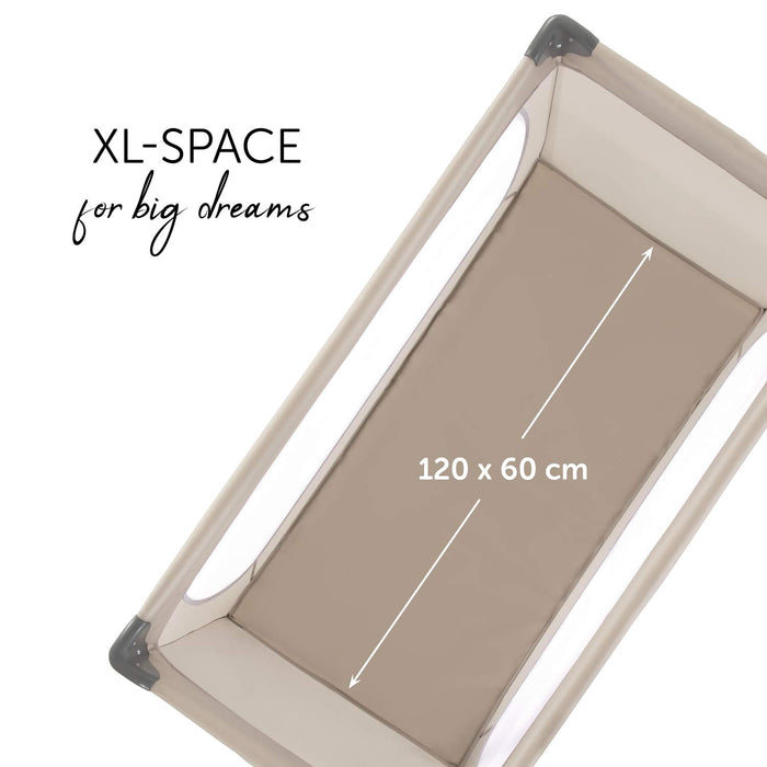 Hauck Reisebett Dream N Play / für Babys und Kinder ab Geburt bis 15 kg / 120 x 60 cm / Leicht / Kompakt Faltbar / Inkl. Trage Tasche / Beige