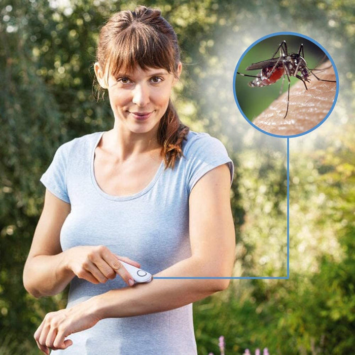 Insektenstichheiler, zur Behandlung von Insektenstichen- und bissen, lindert Juckreiz und Schwellungen, ohne chemische Stoffe, klein und handlich