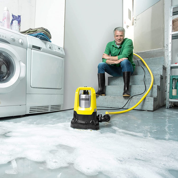 Kärcher Entwässerungspumpe ( 14.000 l/h Wasser, max. Eintauchtiefe: 7 m, max. Fördertemperatur: 35 C°, keramische Gleitdichtung)