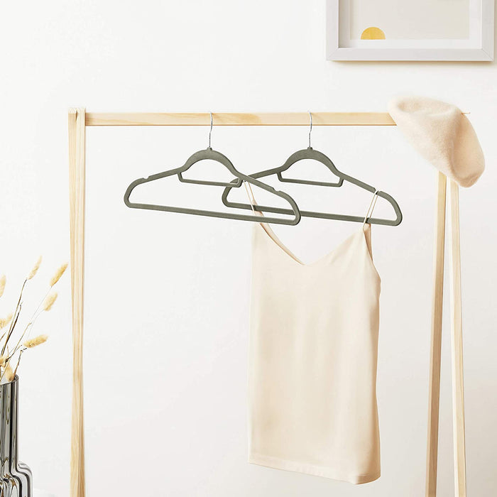 Kleiderbügel, Samt, 20 Stück, 0,6 cm dick, Anzugbügel, Jackenbügel mit Rutschfester Oberfläche, mit Zwei Einkerbungen, 360°drehbarer Haken, Antirutsch