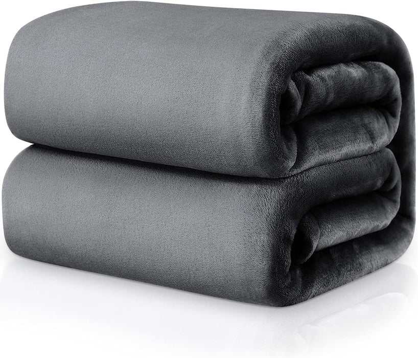 Kuscheldecke Sofa Decken Dunkelgrau, Groß Decke Falten Beständig Fleecedecke für Couch Home, Weich und Warme Wohndecke Flauschig 150 x 200 cm 