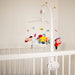 Musik-Mobile COLOR Friends – Mobile mit sanfter Melodie "Träumerei" und süßen Figuren – Mit Bett-Befestigung – Für Babys von 0-5 Monaten 