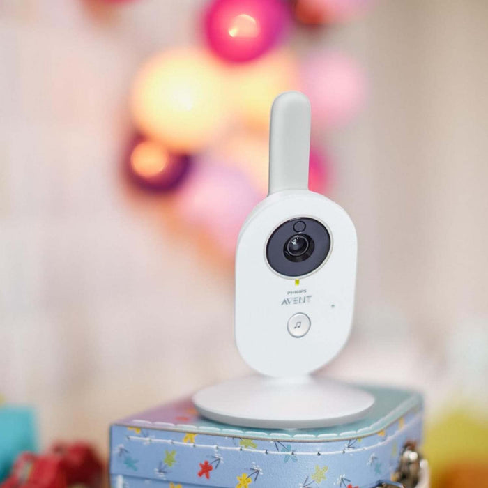 Philips AVENT Video Babyphone mit Kamera, Tag- und Nachtansicht, hohe Reichweite, Eco-Mode, Mit FHSS-Technologie, 10 Stunden Akkulaufzeit, weiß
