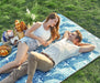 Picknickdecke, 200 x 200 cm große Stranddecke, Campingdecke, wasserdichte Unterseite, faltbar, Garten, Park, Strand, Camping, blau mit Boho-Mustern 