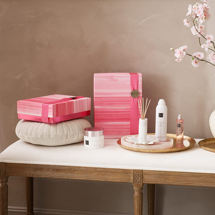 RITUALS Geschenkset für Frauen von The Ritual of Sakura, Größe L – Mit Reismilch und Kirschblüte – Nährt die Haut und Wirkt Erneuernd