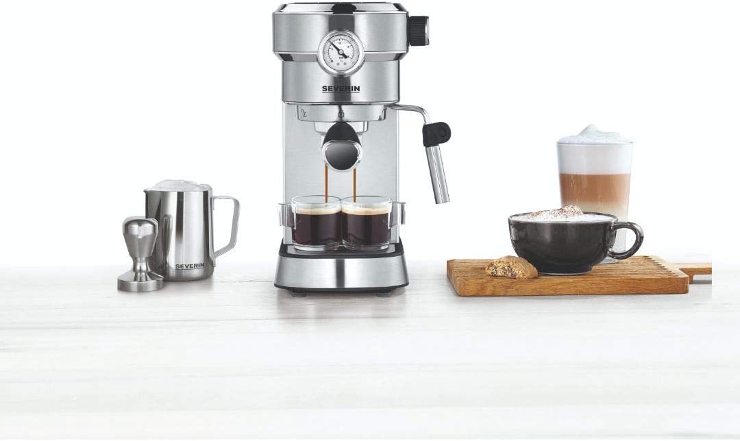 SEVERIN Espressomaschine "Espresa Plus", Siebträgermaschine mit 3 Einsätzen, Kaffeemaschine mit Milchschäumer und Manometer, inkl. Barista-Starterset