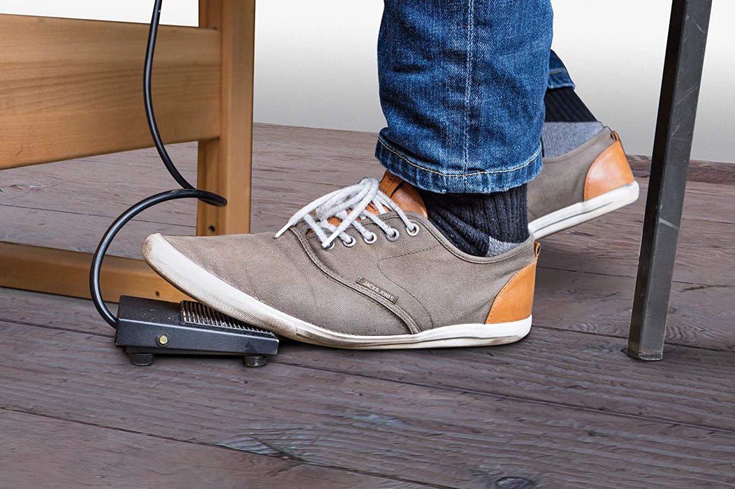 Scheppach Dekupiersäge Modellbausäge Deco-XL mit Fußpedal & XXL-Tisch | Variable Geschwindigkeit | 125 Watt | Schnitthöhe 50mm, Schnitttiefe 406mm