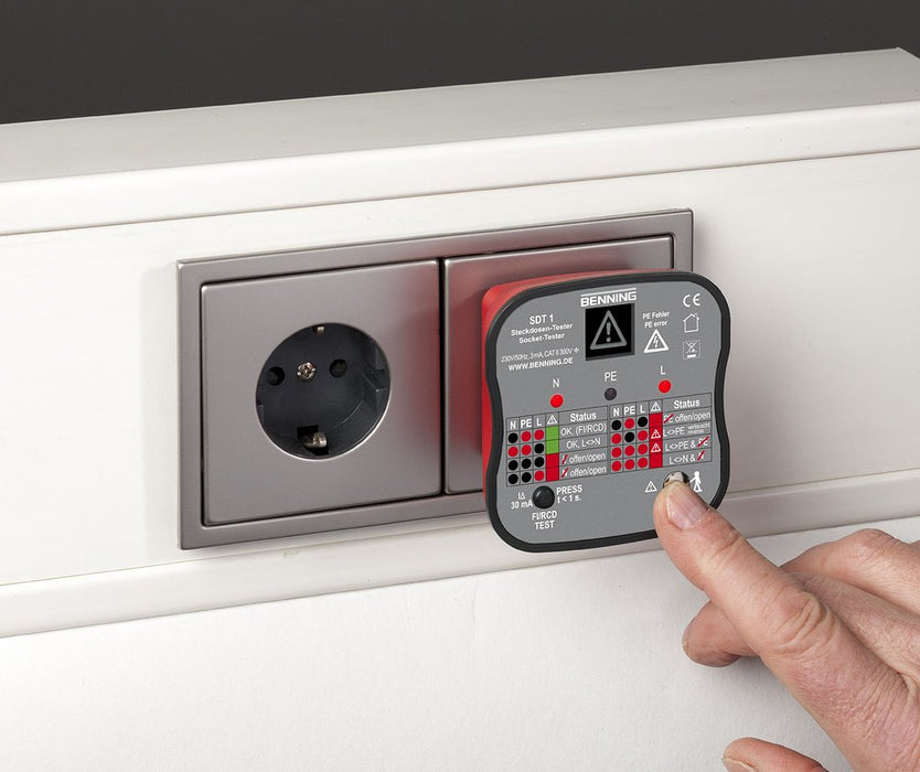 Steckdosentester (Prüfung von Schutzkontaktsteckdosen, Prüfart 2-polig, Spannungsmessbereich 230 V AC, Klingenlänge 17 mm)