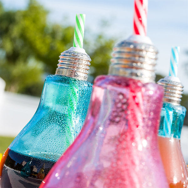 Wagon Trend Farbige Glühbirne Trinkgläser mit Strohhalmen 250 ml (6er Pack)