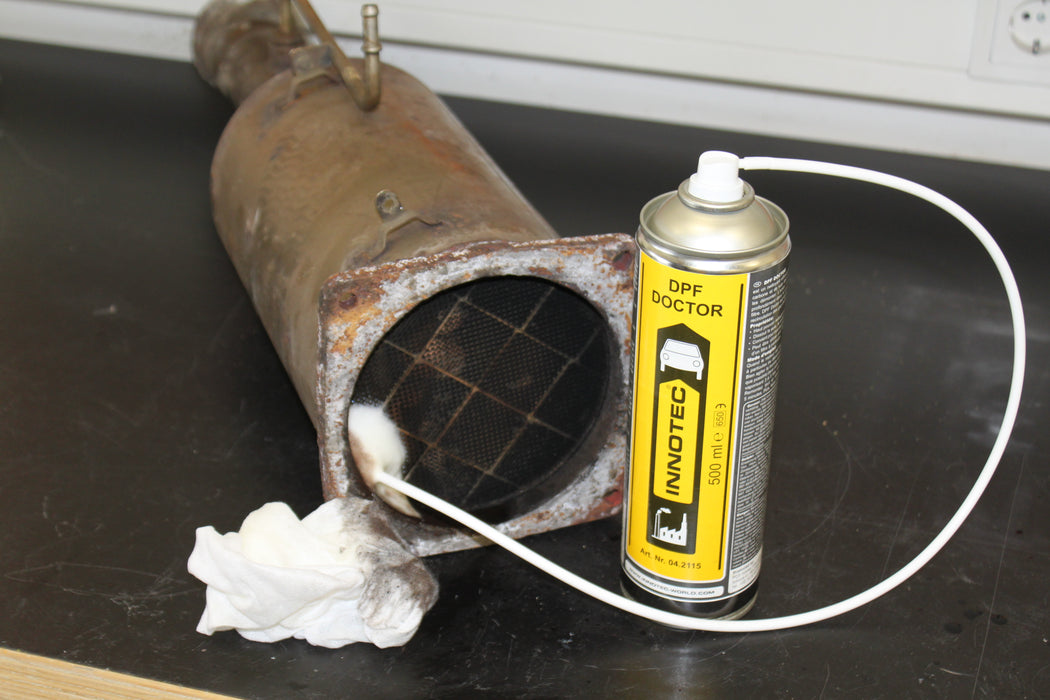 DPF Doctor Dieselpartikelfilter-Doktor - Dieselpartikelfilter Reinger -  Reiniger zum Lösen und Entfernen von Kohlenstoff- und Rußablagerungen 