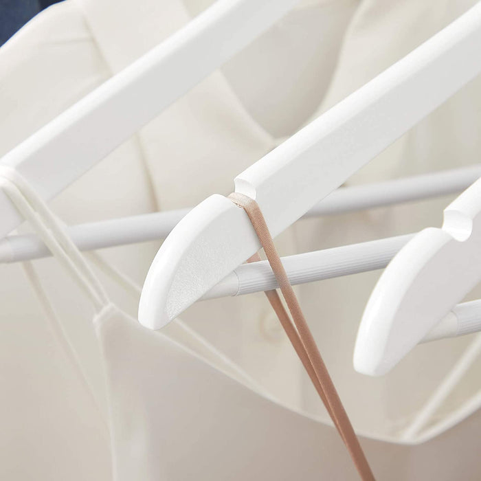 Kleiderbügel aus Massivholz, 30er Set, Holzbügel mit rutschfestem Hosensteg und Einkerbungen, um 360° drehbarer Haken, für Mäntel, Anzüge, Kleider