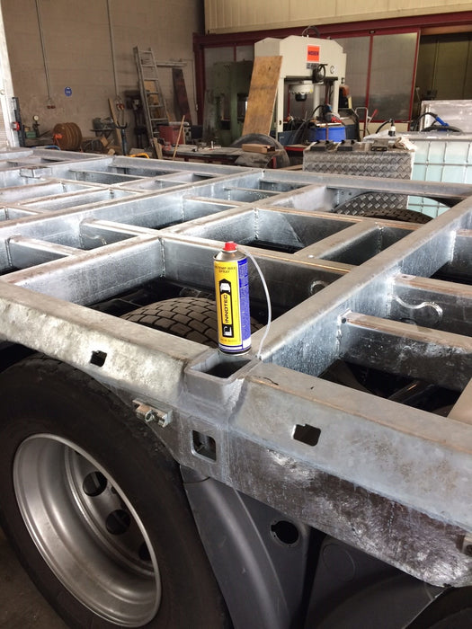 Innotec Hi-Temp Wax Spray Unterboden und Hohlraumschutz Fettspray Transparent - Next Level Konservierung für Automotive & Industrie