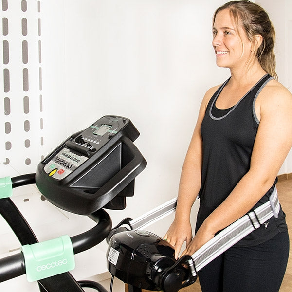 Laufband mit einem vibrierenden Massagegurt Hometrainer - Sport ohne Fitnessstudio - Heimtrainer Laufband  Pulsmesser und LED-Display 14 km/h klappbar