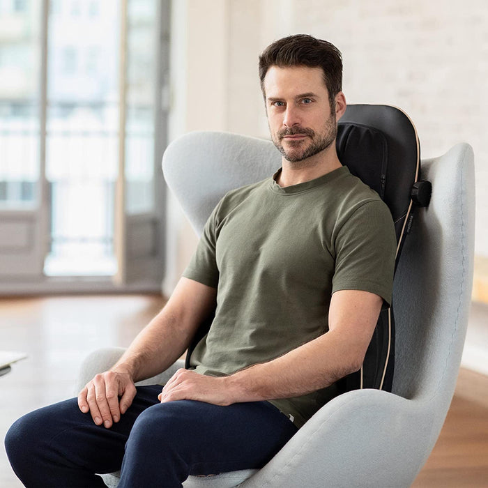 Medisana Shiatsu Massageauflage für Rücken und Nacken, Massagesitzauflage mit Akupressur, Nackenmassage, Wärmefunktion, 3 Intensitäten