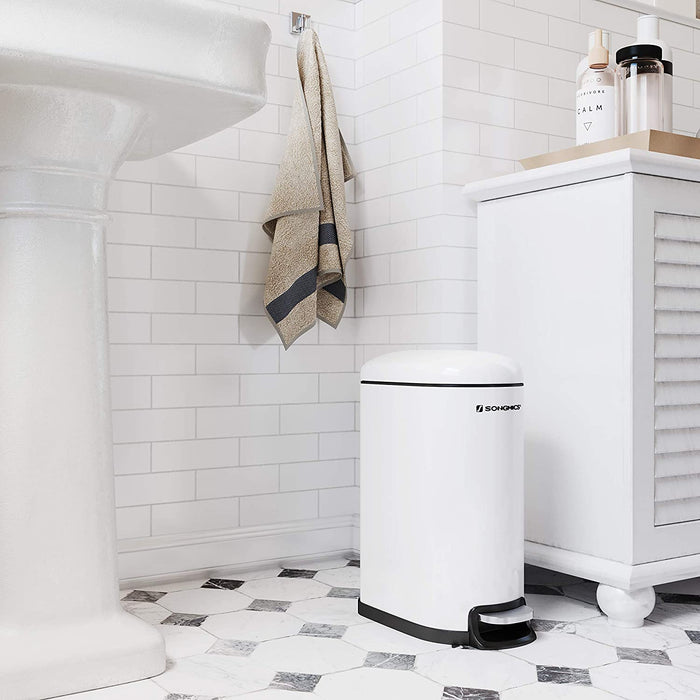 Mülleimer, Kosmetikeimer aus Stahl, 10 Liter, schmaler Treteimer mit Inneneimer, fürs Badezimmer, Softclose, Abfalleimer für die Nische, weiß