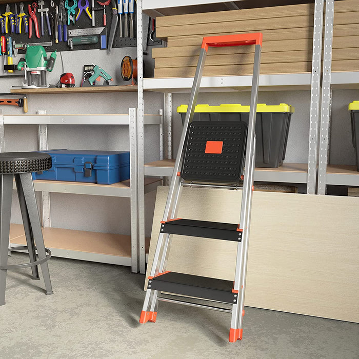 Leiter 3 Stufen, Trittleiter, 12 cm breite Stufen mit Riffelung, Anti-Rutsch-Füße, mit Handlauf, Werkzeugschale, bis 150 kg belastbar