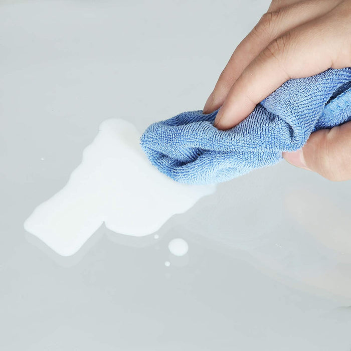 Beistelltisch rund, Glastisch mit goldenem Metallgestell, Kleiner Couchtisch, Nachttisch, Sofatisch, Balkon, Robustes Hartglas, dekorativ, Gold