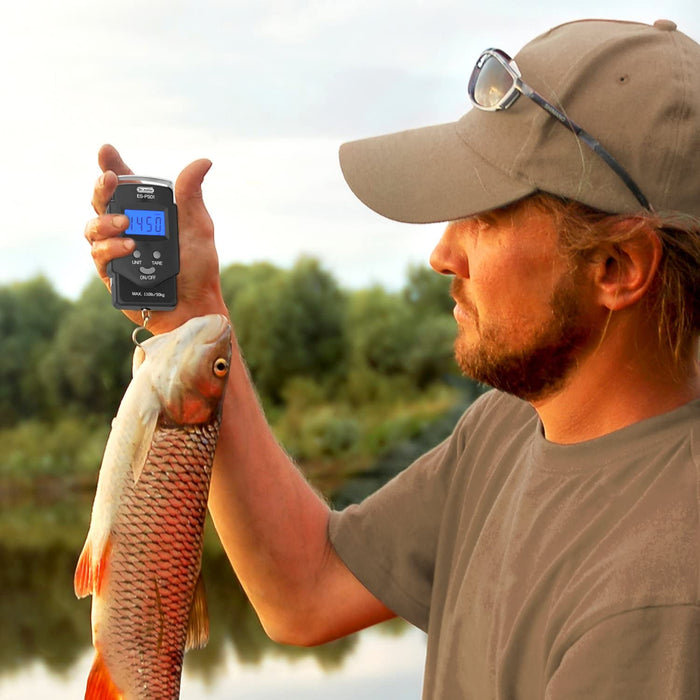 Digitale Kofferwaage,110 lb/50 kg Elektronische Digital Fischwaagen Handwaage mit Maßband, 2 AAA Batterien enthalten, Beleuchtetes Display (PS01)